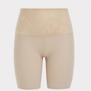 Nude  high waist smoothing panties Torrid 6x